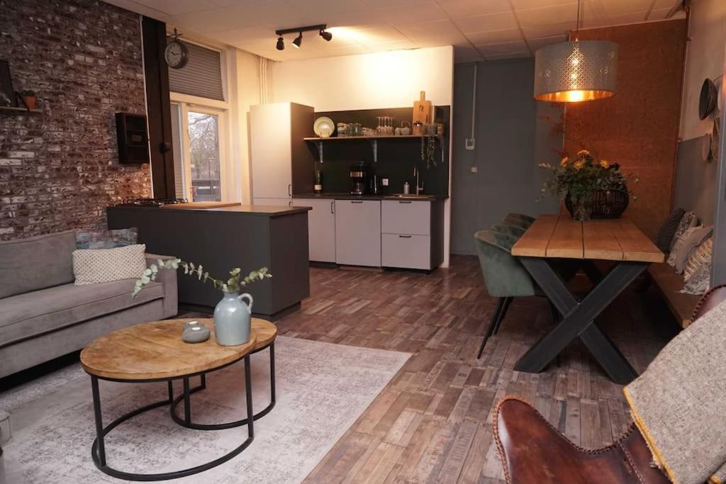Ruim Appartement In Utrecht. Экстерьер фото