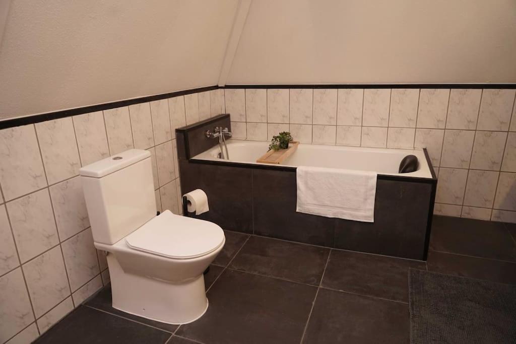 Ruim Appartement In Utrecht. Экстерьер фото